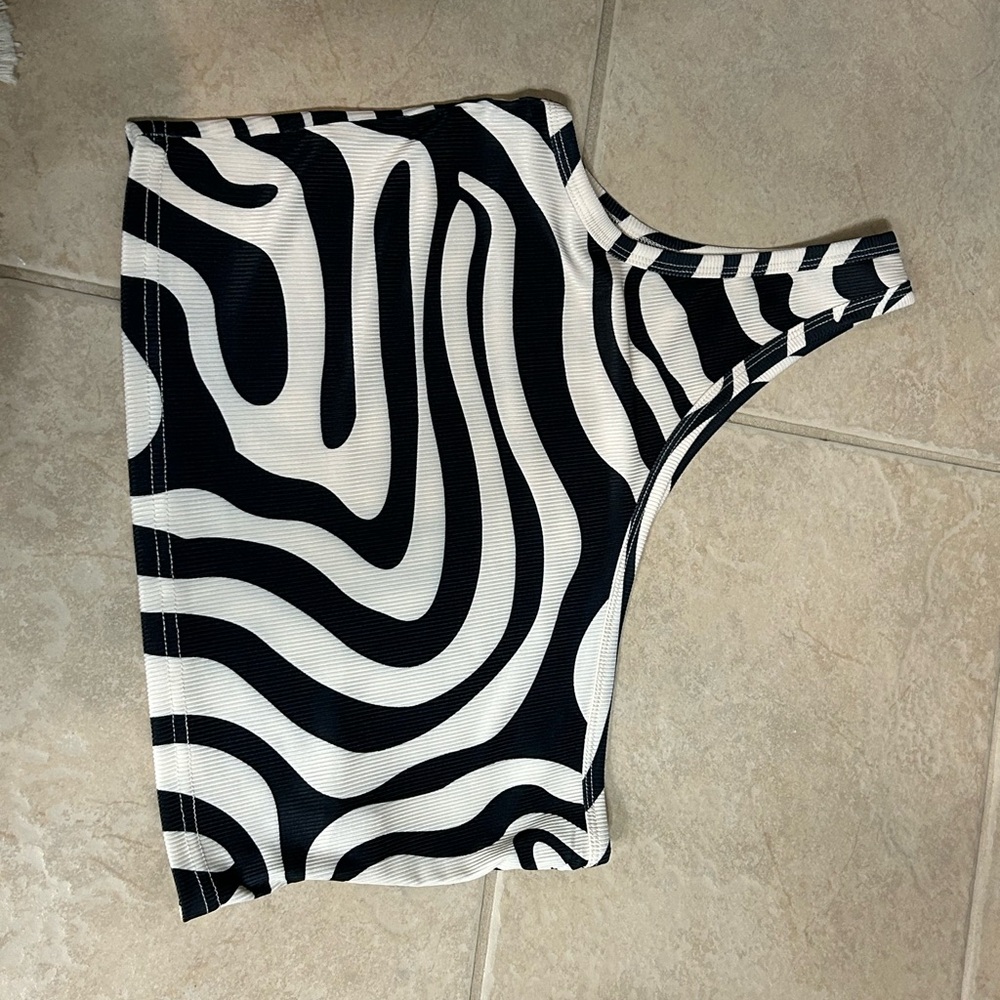 Retro Top - Picture 2 of 3